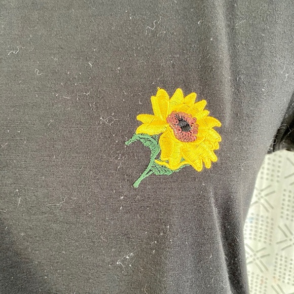 Sunflower Shirt - Picture 3 of 3
